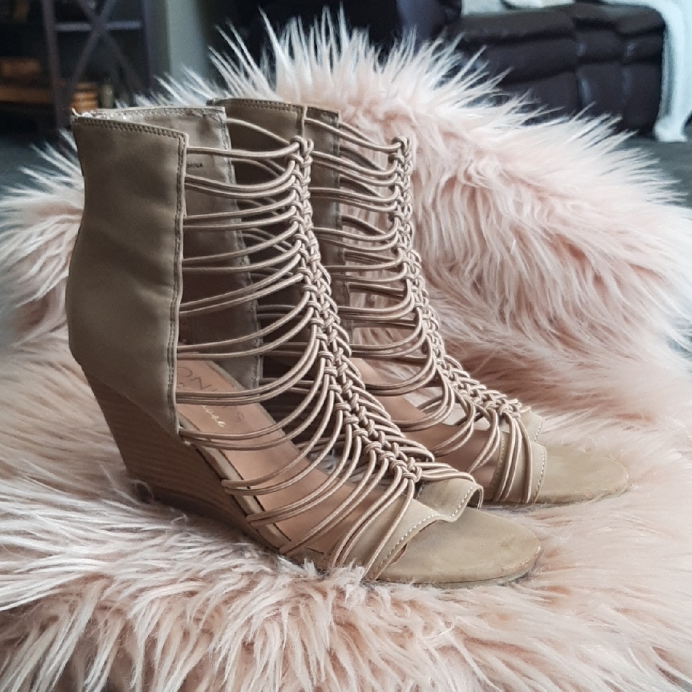 Coconuts by Matisse Beige Strappy Wedges
